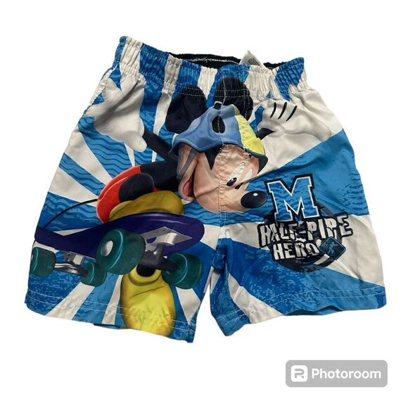 🌼🌼Disney Mickey Mouse boys swim short Preloved 18M🌼🌼 - Picture 1 of 5
